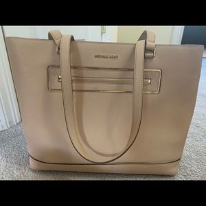 MICHAEL Michael Kors Leather Shoulder Bag